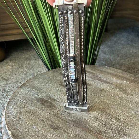 “You can accomplish anything” and “You are Blessed and beautiful” stack bracelet - Picture 3 of 6